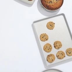 Paderno Professional Large Cookie Sheet, 18 X 13-in | Grande Plaque à Biscuits Professionelle, 18 X 13 Po 7 Paderno Professional Large Cookie Sheet, 18 X 13-in | Grande Plaque à Biscuits Professionelle, 18 X 13 Po