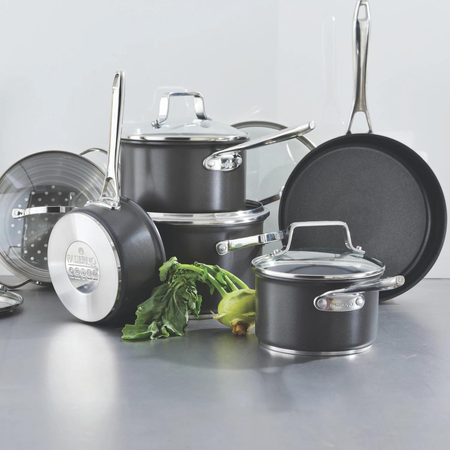 23_f1bcb3a0-7052-4f71-8556-a80e30f99528-1.png Paderno Cookware Sets Non-Stick Hard-Anodized Cookset, 12-pc | Batterie De Cuisine Antiadhésive, 12 Pièces
