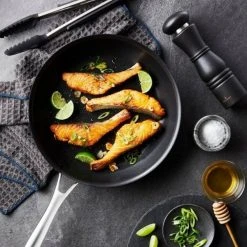 Paderno Hard Anodized Roaster With Smart V-Rack | Rôtissoire à Anodisation Dure Avec Grille En V Intelligente