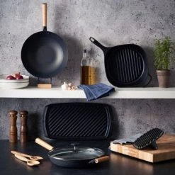 Paderno Pre-Seasoned Cast Iron Reversible Grill And Griddle New Arrivals 10 Paderno Pre-Seasoned Cast Iron Reversible Grill And Griddle New Arrivals