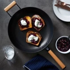 Paderno Cookware Classic Non-Stick Cast Iron Frypan, 32 Cm 4 Paderno Cookware Classic Non-Stick Cast Iron Frypan, 32 Cm